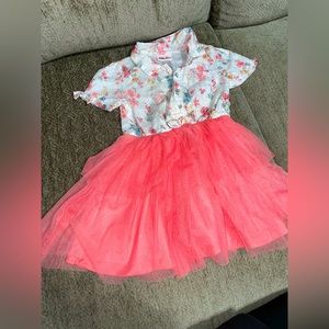 Little Lass Dress Size 5 Floral design